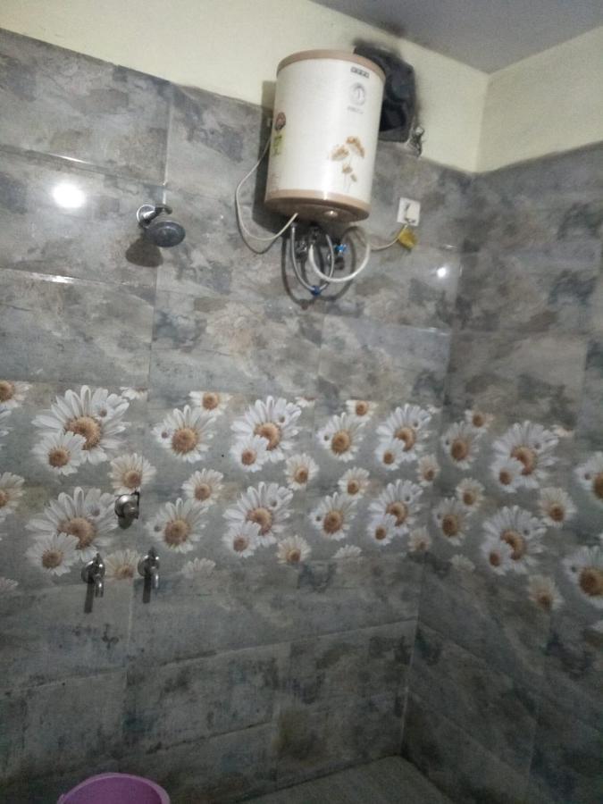 Allāhābād Junction Hotel Shiv Mahima Inn By Wb Inn מראה חיצוני תמונה