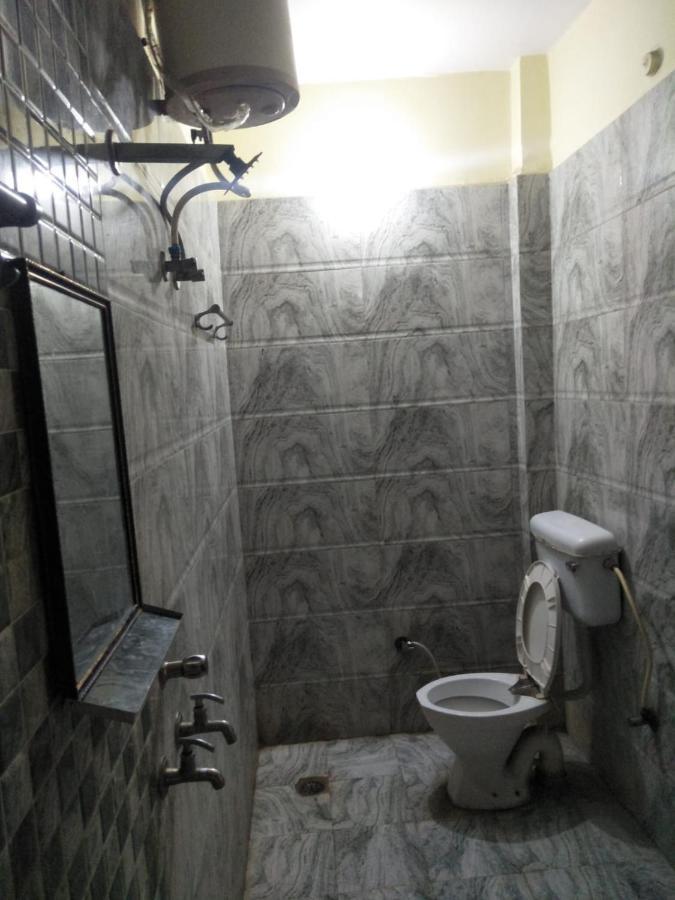 Allāhābād Junction Hotel Shiv Mahima Inn By Wb Inn מראה חיצוני תמונה