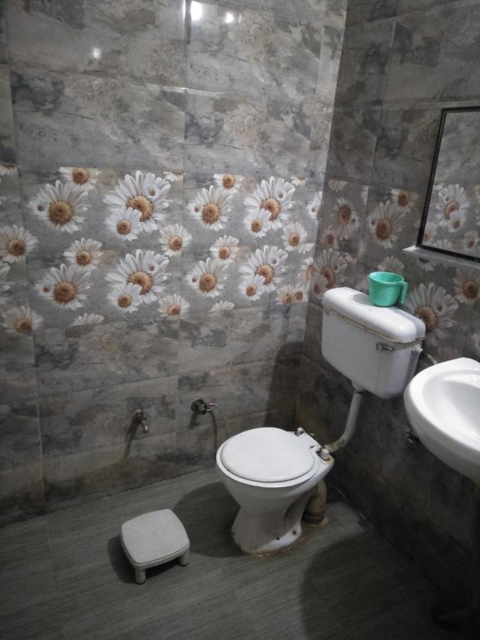 Allāhābād Junction Hotel Shiv Mahima Inn By Wb Inn מראה חיצוני תמונה